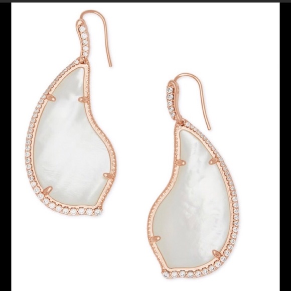 Kendra Scott Earrings - Picture 2 of 3